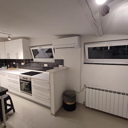 Apartmani Vijecnica SJJ Eksteriør billede